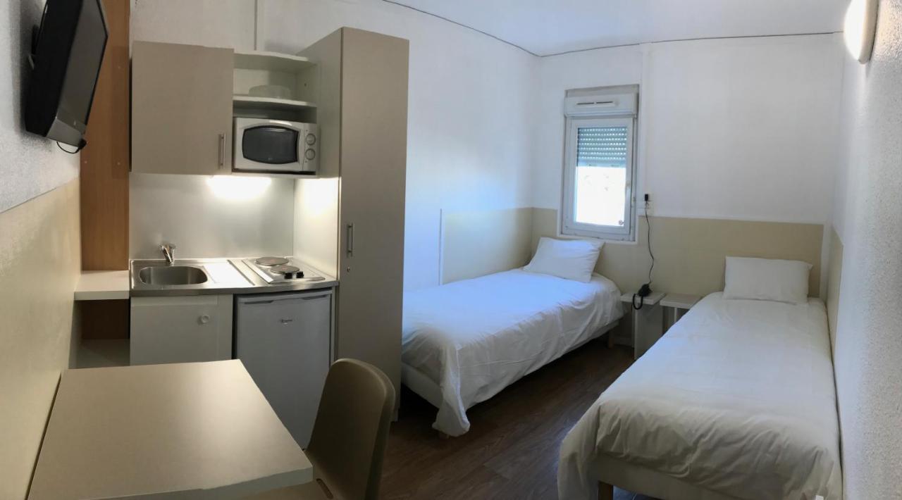 Be Myhotel Évreux Exteriör bild